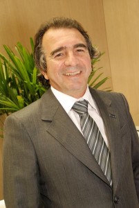 Autor do Logística Descomplicada: Milton Lourenço