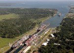 canal do panama vista aérea - lago e compotas