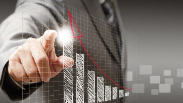 Você fez faculdade, mas o mercado exige experiência – como equilibrar a equação?