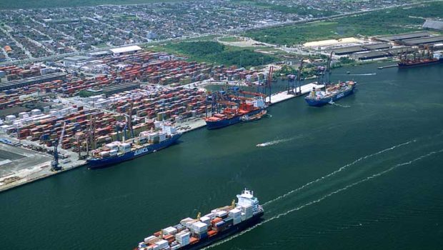 Porto de Santos X Porto de São Sebastião