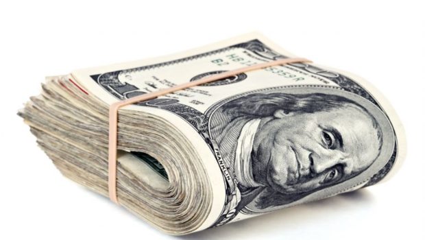 A alta do dólar e o impacto no bolso dos brasileiros