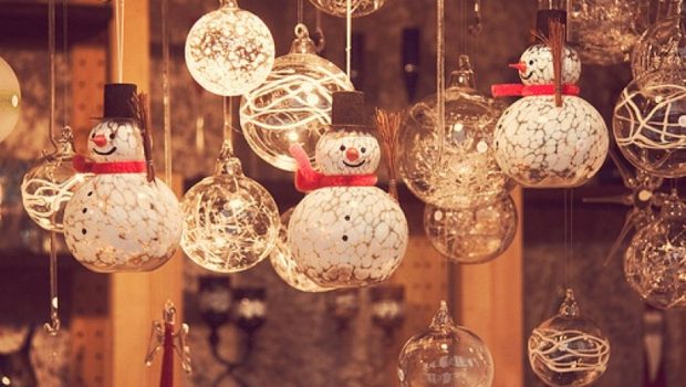 Por que o comércio já tem produtos de Natal?